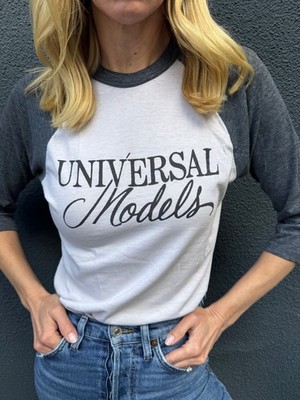 70s - 80s VINTAGE UNIVERSAL MODELS MODELING AGENCY T-SHIRT SZ S NEW YORK CITY