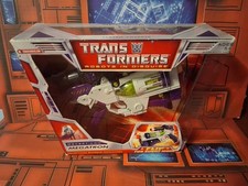 Transformers Voyager Class Megatron Action Figure 2006 NISB Classics Generations