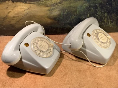 Geobra - Paire d'anciens petits telephone style Socotel, jouets - Photo 1/4