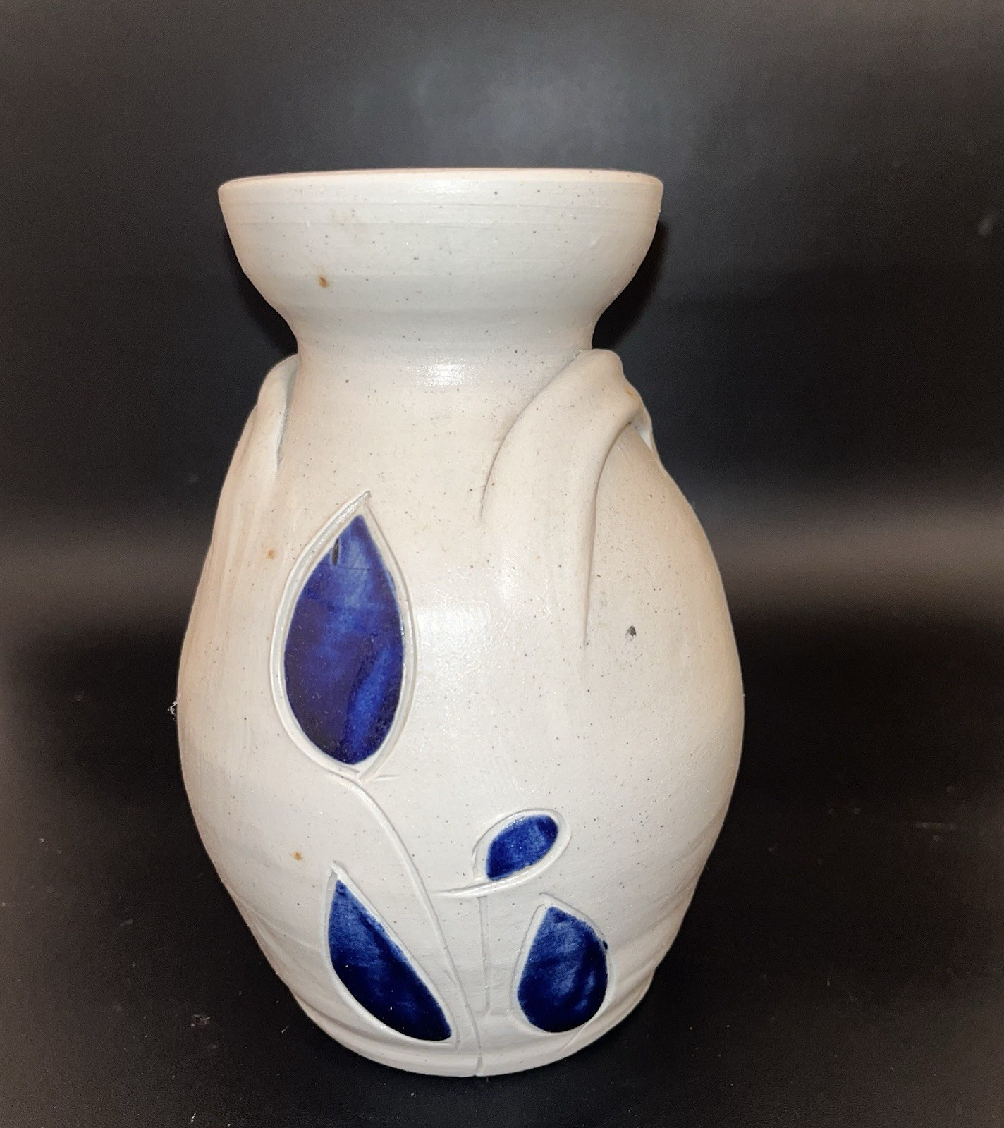 Williamsburg Pottery Vase Salt Glazed Stoneware Cobalt Blue Leaf Design 6.5”