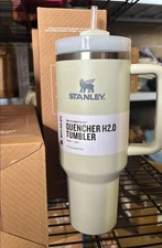 Stanley The Quencher H2.0 SOFT MATTE DUNE Flowstate Tumbler 40 OZ 