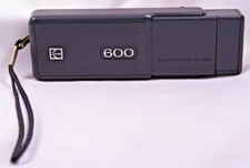 Vintage Kodak 600 Electronic Flash Film Camera Retro Made in USA Untested