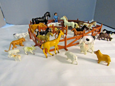 Lot 33 Plastic Toys Animals. Cowboy, Fences