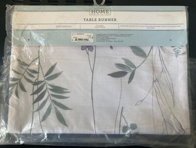 Table Runner - 14 x 70 in - JCPenney - New with tags - Floral design