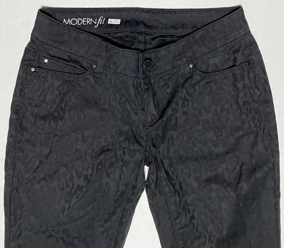 Pantalones Ann Taylor corte moderno negro estampado de leopardo talla 0 (28"" cintura) Foto 3 de 4