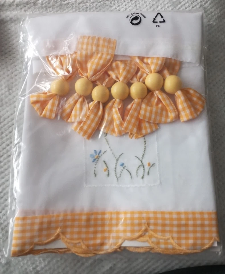 Scheibengardinen Gelb 160x45 Voile Bistrogardine mit Schlaufen und deko-Kugeln - Bild 3 von 4