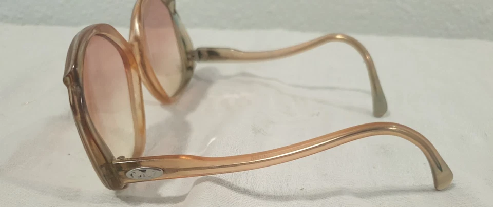 Vintage Drop Arm Upside Down Sunglasses Rose hint blue frame lens are scratched - Image 4 of 4
