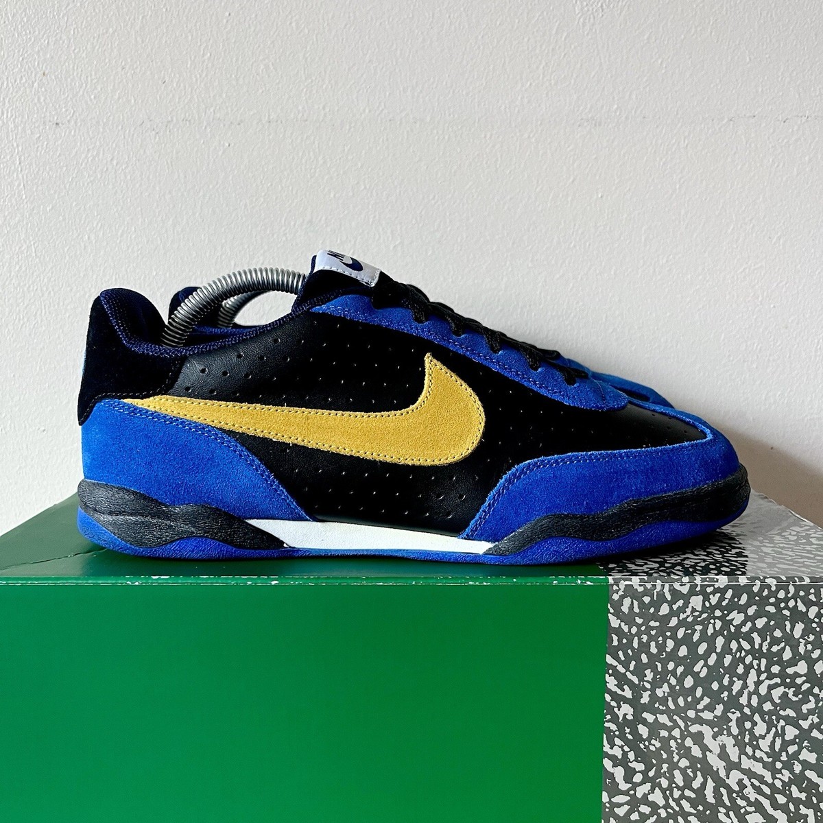 VNDS 2004 NIKE AIR ZOOM FC SB INTER MILAN SUPREME DUNK LOW HIGH