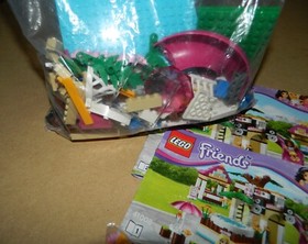 LEGO Friends 41008 HEARTLAKE CITY POOL 100% Complete Minifigs Instructions