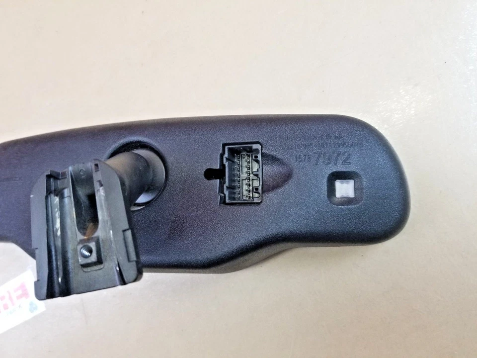 Оригинальное затемненное зеркало заднего вида 2008-2012 Chevrolet Malibu Onstar 15787972 - Изображение 4 из 4