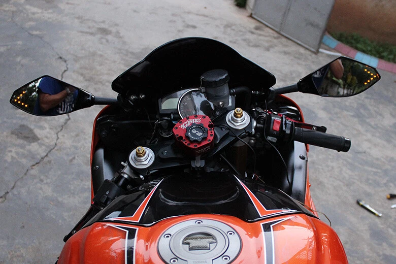 ESPEJOS RETROVISORES LED INTERMITENTES PARA MOTO YAMAHA YZF R1 R6 2009 2010 2011 2012 EE. UU. Foto 3 de 4