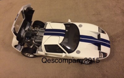 自動車 MOTOR MAX Ford GT 1:12 1/12 Motormax Ford GT (White) Diecast Car Model - LIVECARMODEL.com