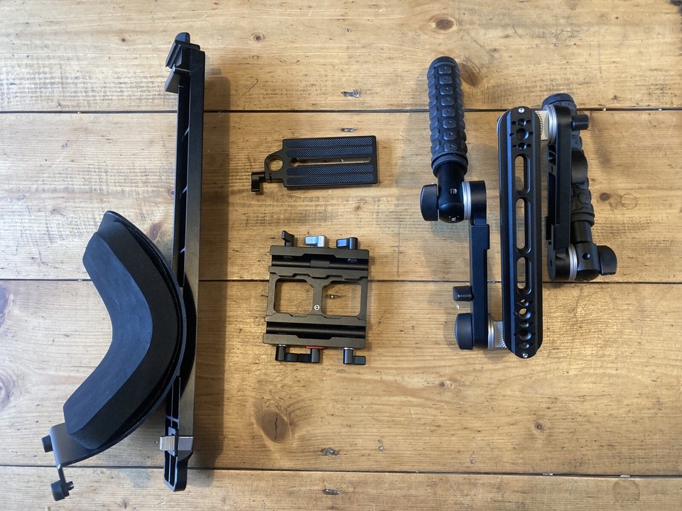 Wooden Camera Shoulder rig v3 with unified qr base plate (fx3 Rig, A7siii, R5) eBay