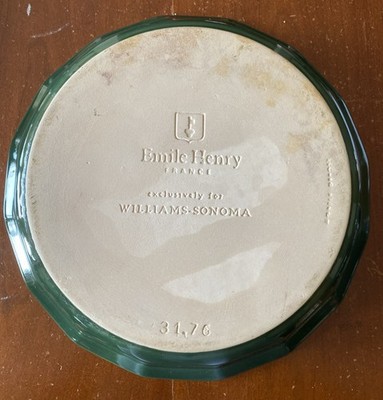 Emile Henry Hunter Green Ruffle Pie Dish 31.71 / William Sonoma Exclusive