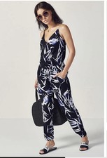 Fabletics Elaine Jumpsuit Women s La Palma Print Pockets Costal Vibe XXL NWT