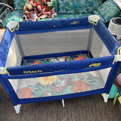 VTG 90s Graco  941DL Pack n Play Carrying Bag Baby Toddler Infant Jungle Playpen