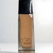 MAYBELLINE ~ Fit Me # 135 Creamy Natural FOUNDATION MAKEUP ~ Read