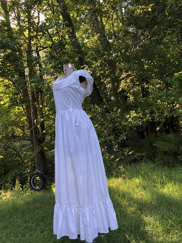 Vintage 1970’s Cambric Cotton Lace Flounce DRESS unworn Prairie Style 42-34-74 L - Picture 6 of 8