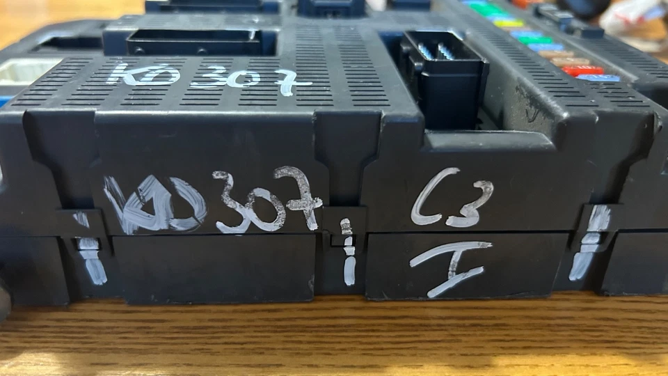 Kit Démarrage Citroën C3 1 Phase 2 1.4 HDI 70 8HZ Bosch 0281012529 9663475880 - Photo 3/4