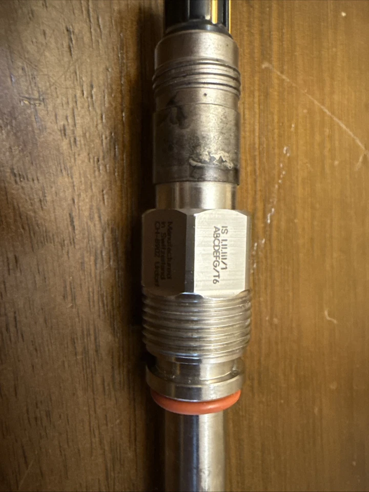 Sensor de oxígeno Mettler Toledo 52200966 y 1 sensor sin marca Foto 3 de 4