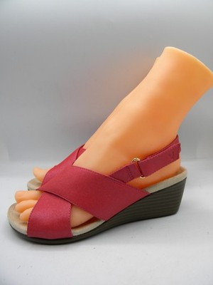 VIONIC Orthaheel Mckenna Metallic Red Wedge Heel Slingback Sandals Size 5
