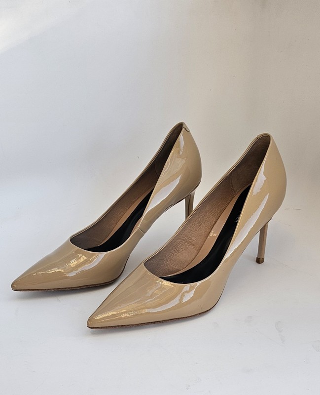 jeffrey campbell Patent Leather Heel 9.5