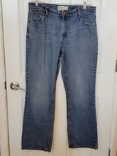 Signature By Levi Strauss & Co Gold Label Sz 16M Womens Mid-Rise Bootcut  Jeans 