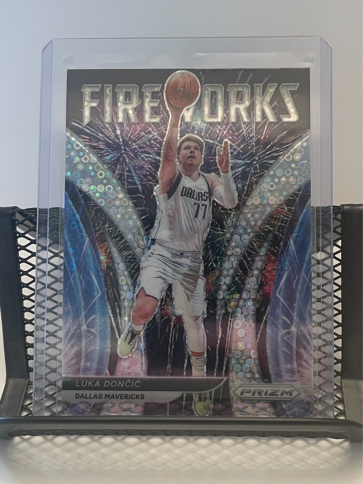 2021-22 Panini Prizm Luka Doncic Fireworks Prizm Card #4 Mavericks