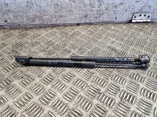 STIVALI TOYOTA YARIS PUNTONI 68950-0W641 SHOCK PORTELLONE 1.3 PET MAN BERLINA 2016