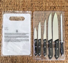 7pc Cutlery Kitchen Knife Set w/ Cutting Board Omaha Steaks #8037 New Open Box