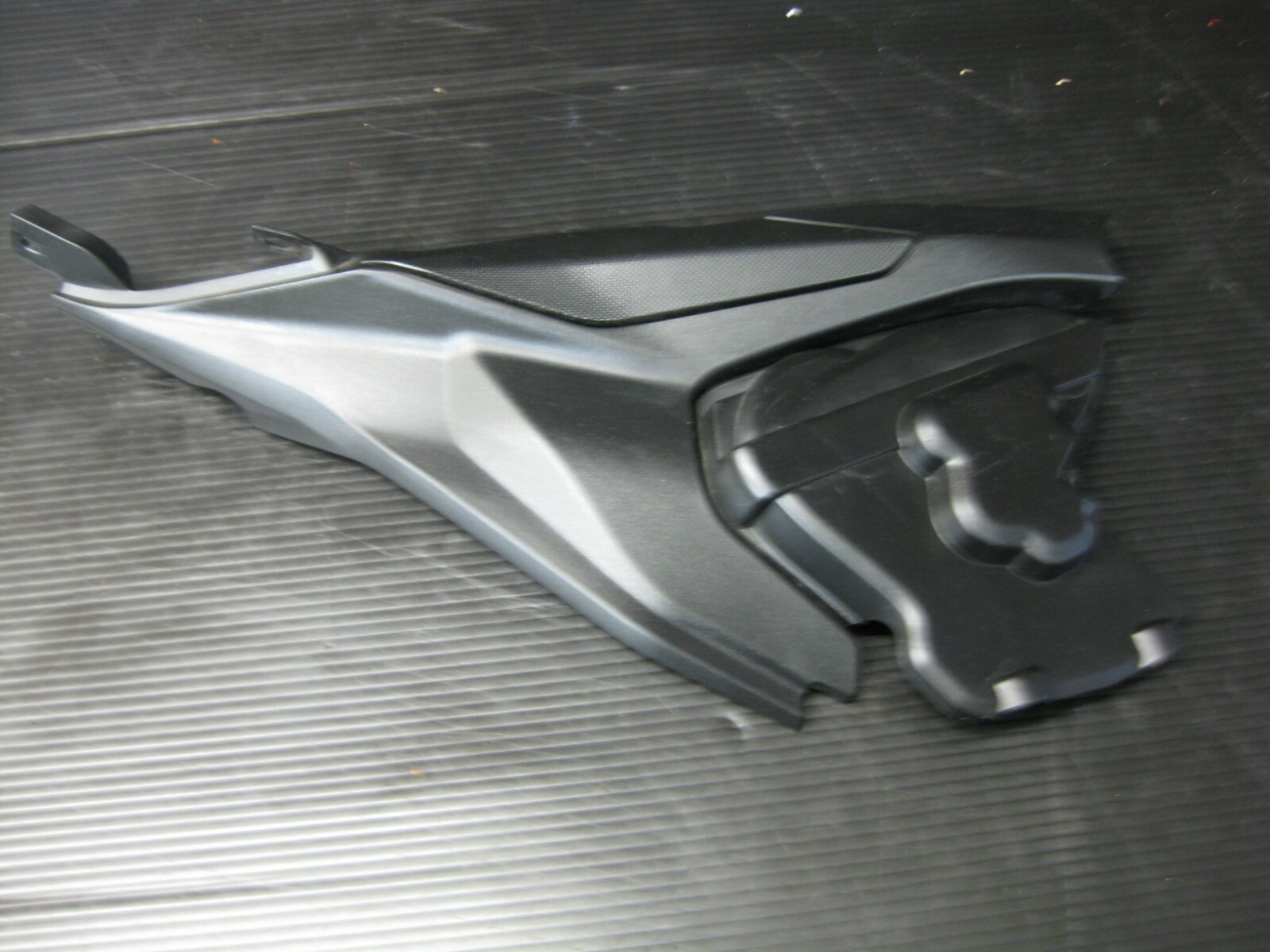Picture 1 of 4