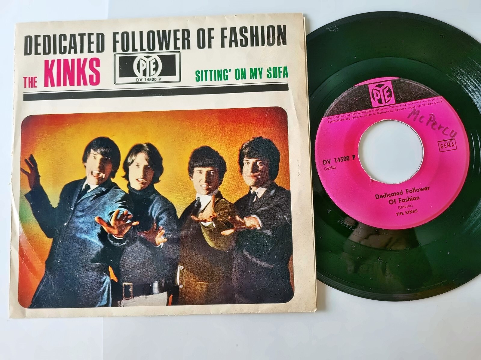 The Kinks - Dedicated follower of fashion 7'' Vinyl Germany