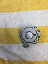 WB19K10055  WB19K27 GE STOVE Regulator Pressure free shipping range