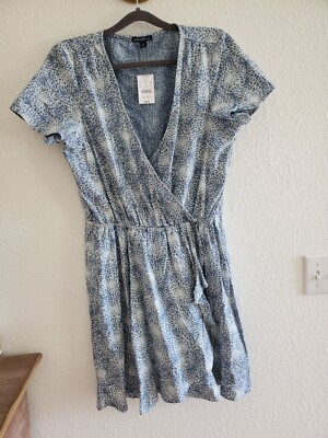 MERCANTILE CREW Short Sleeve Chambray Ruffle Faux Wrap