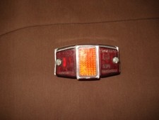 Feu arrière mobylette peugeot 104 phase 1