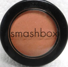 SMASHBOX BLUSH FAMOUS PRESSED POWDER FULL SIZE 0.07 oz / 2 g NEW SUPER RARE!