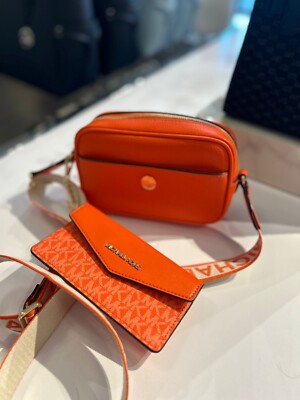 Michael Kors Lady Shoulder Bag Maisie 2 IN 1 Camera crossbody