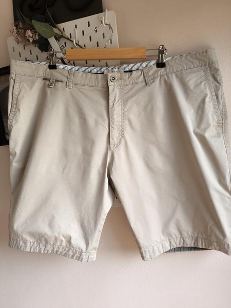 Men Bugatti Shorts Beige 40 / XXL / 54