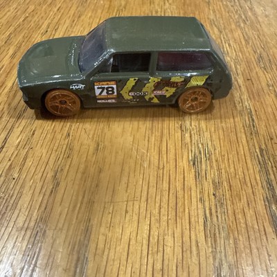 Mattel Hotweels 2010  Volkswagen Brasilia Racing Car Green Collection See Photos