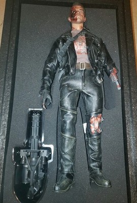 Terminator 2 Judgment Day T-800 Battle Damaged 1/4 ﻿Action Figure by Enterbay