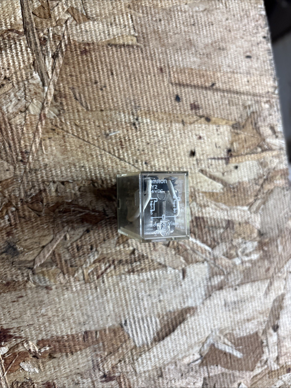 OMRON LY2N-D2 24VDC PLUG