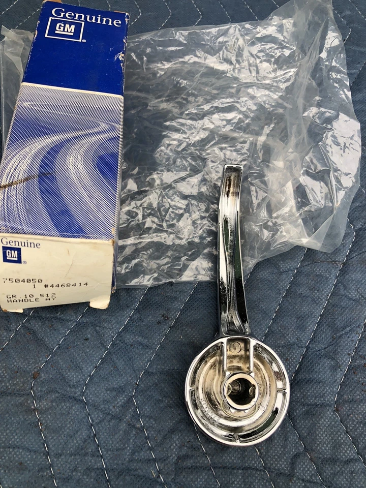 1965 1966 1967 Bel-Air Biscayne Front Door Handle NOS 4468414 GM OEM 65 66 67 - Image 2 of 3