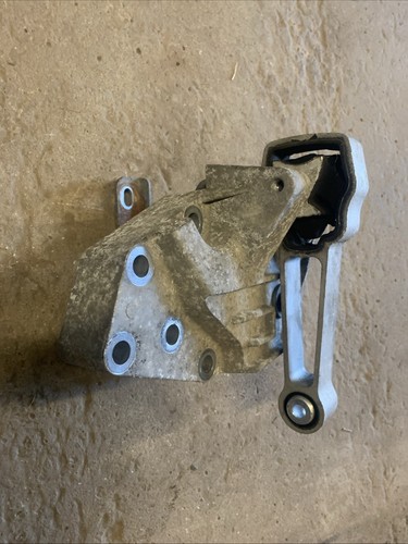LAND ROVER FREELANDER 2010 ENGINE MOUNT RIGHT SIDE 6G92-6F012-BF 2.2 TD4 MANUAL - Picture 4 of 7