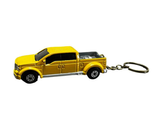 Maisto Fresh Metal - 2011 Yellow Ford Mighty F-350 Pickup Truck KeyChain - Picture 2 of 5