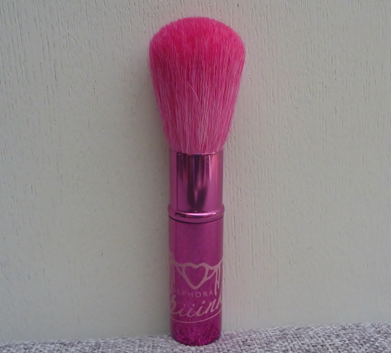 pink blush brush