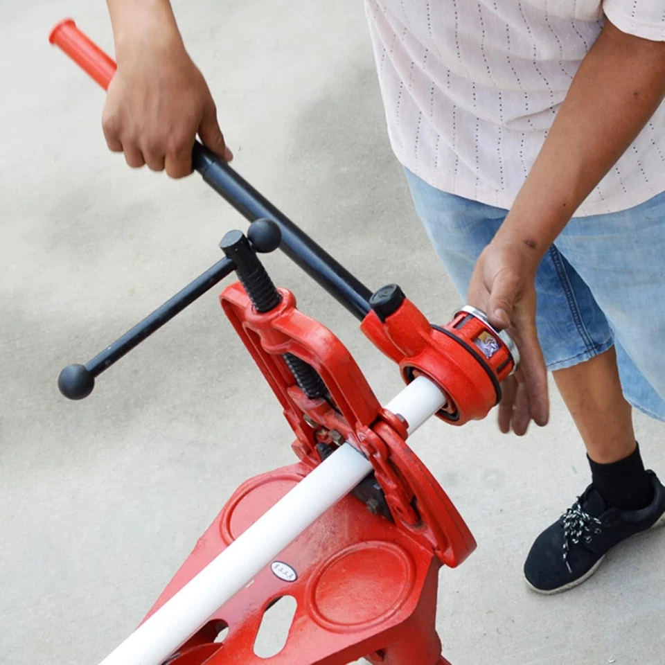 Efficient Ratchet Pipe Threading Set w/ 6 Dies - Compact & Ergonomic Design - Image 4 of 4