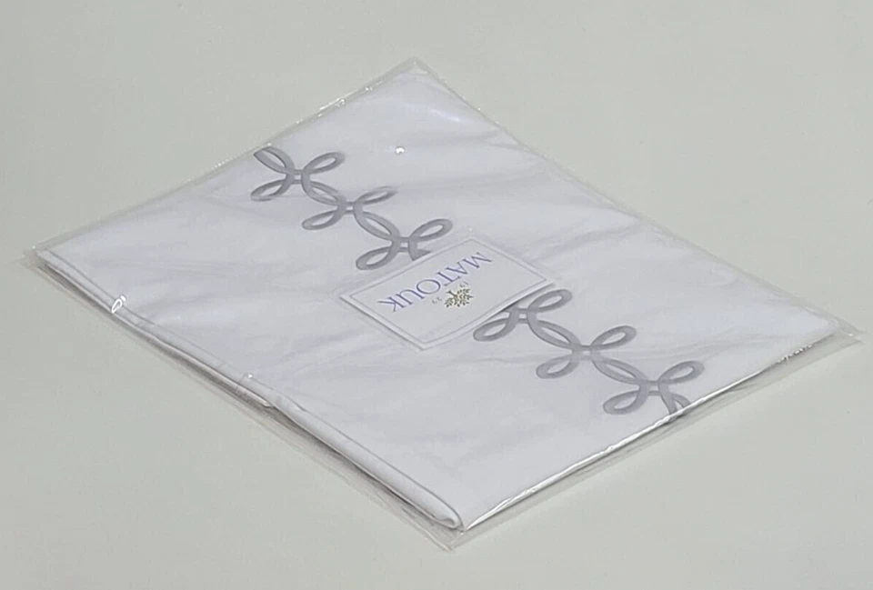 Almohada estándar Matouk Gordian nudo farsa plata algodón percal Foto 4 de 4