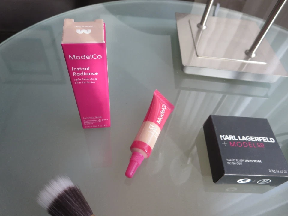 ModelCo Karl Lagerfeld- Instant Radiance, Gel-Eyeliner, Blush + Luxie Pinsel - Bild 4 von 4
