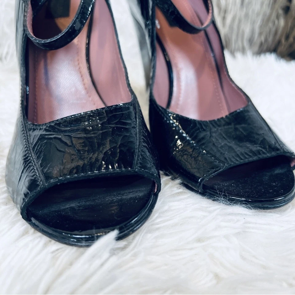 Zapatos Barney's New York Derek Lam precio de venta sugerido por el fabricante $695 tacón de cuña charol negro 39 7 Foto 3 de 4