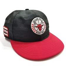 New Era 9fifty Chicago Bulls Snapback Hat Cap Black Red Camoflauge NBA Patch